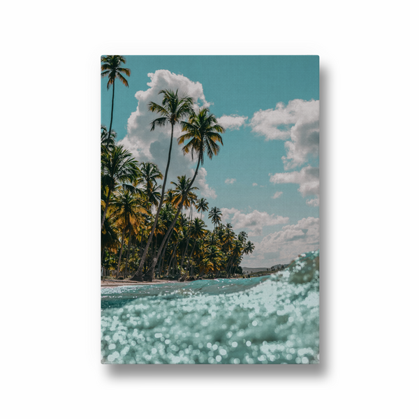 Waves on the beach Wall Art